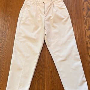 L.L. Bean khaki Trousers Classic Fit size 16‎ tall